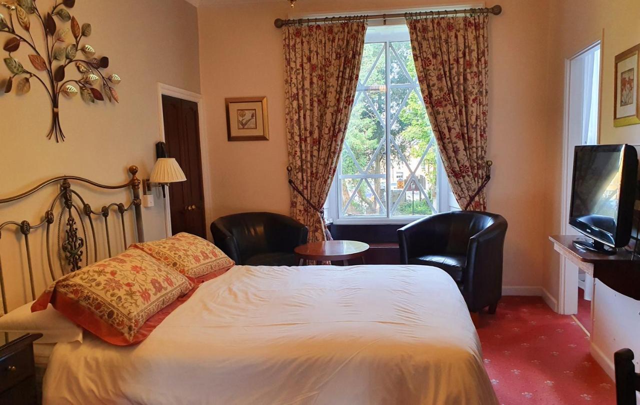 Stow Lodge Hotel Екстер'єр фото